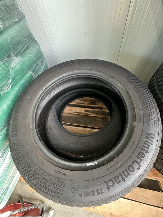 235/60/18 Continental