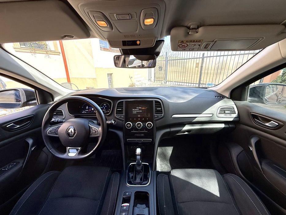 Renault Megane IV Hybride Plug-in, automat, inmatriculat, 2021,