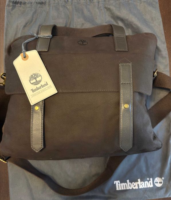 Vând geantă bărbați | Timberland | piele nubuck | nouă