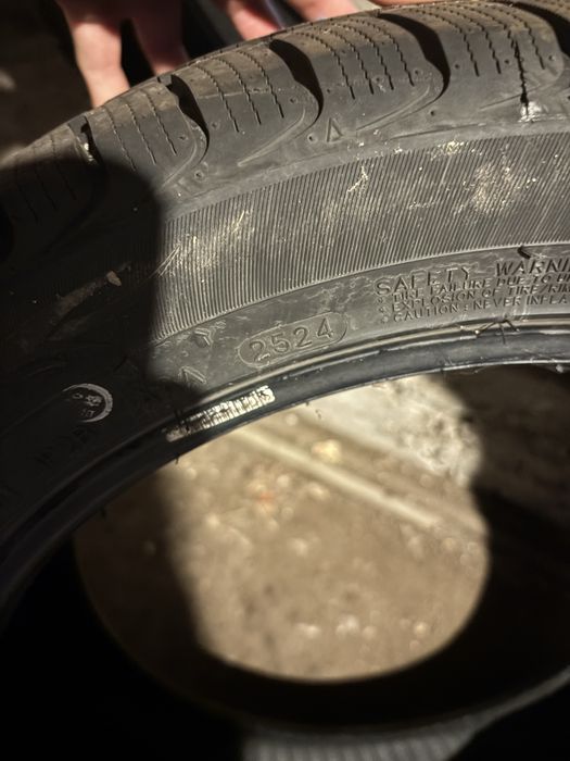 Vand 2 anvelope de iarna 235/45/17 dot 2024 folosite un singur sezon