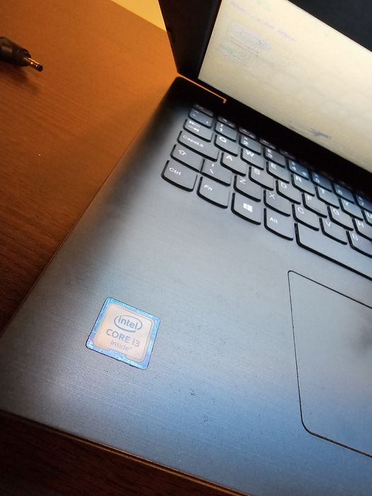 Laptop Lenovo - stare buna