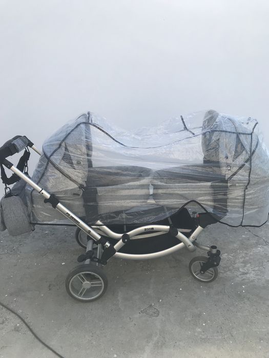 Продаю коляску для двойни
