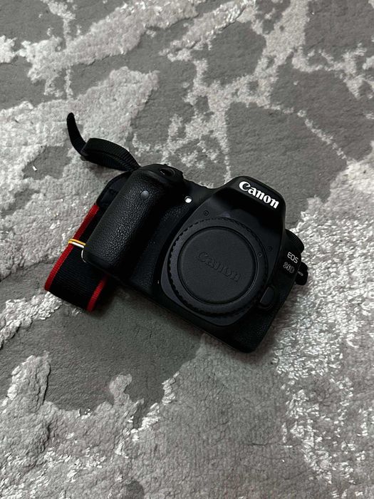 Aparat Foto Canon EOS 80D Aparat Foto DSLR 24.2MP Body