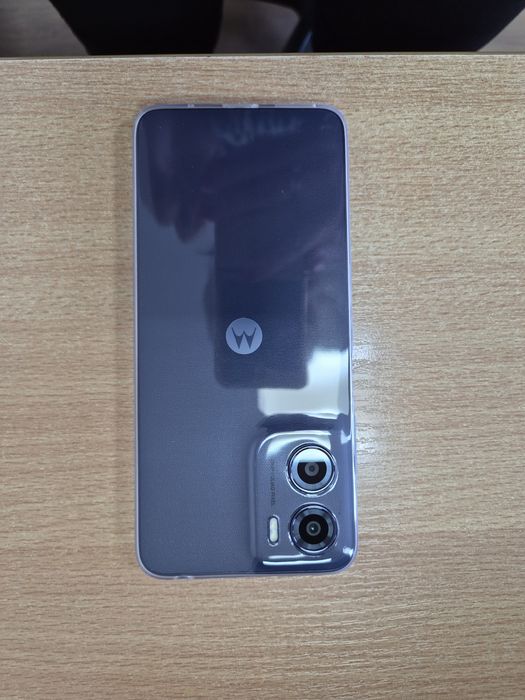 Нов смартфон Моторола