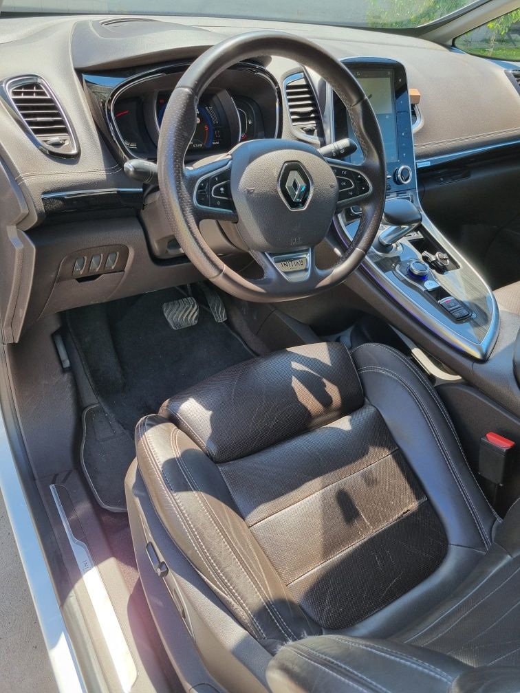 Renault Espace Inițiale Paris
