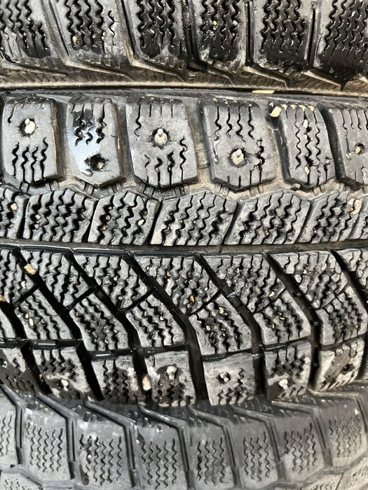 Шины 185/65/14 бу в хорошем сост