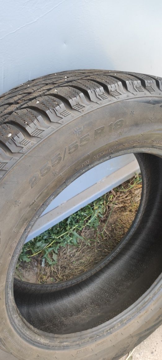 Зимние шины 255/55 R18