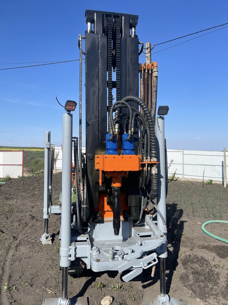 Utilaj foraj hidraulic 160m