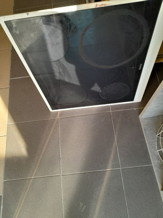 Vând diverse lucruri.