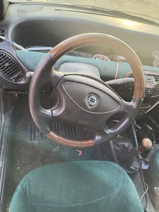 Фиат ипсолон 1.4 бензин на части