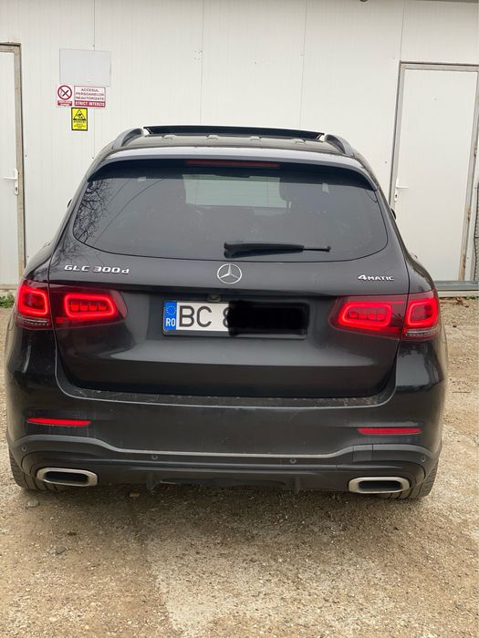 Mercedes benz glc 300 4matic pano