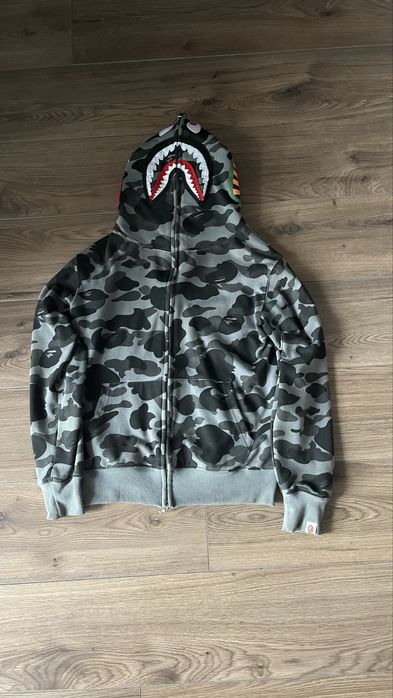 Bape zip up hoodie