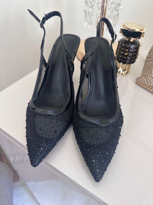 Обувки на ток с камъни 39н