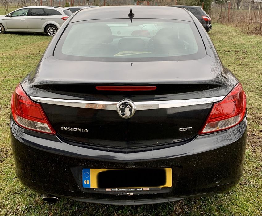Dezmembrez opel insignia