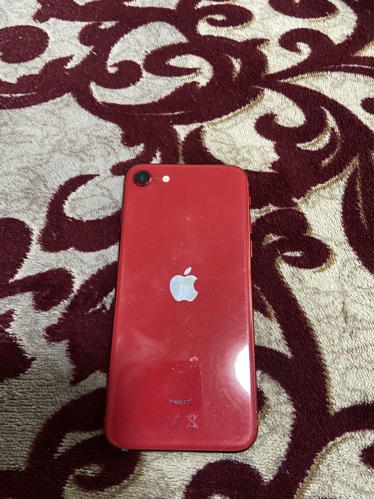 iPhone SE 2020 64 ГБ (Red)