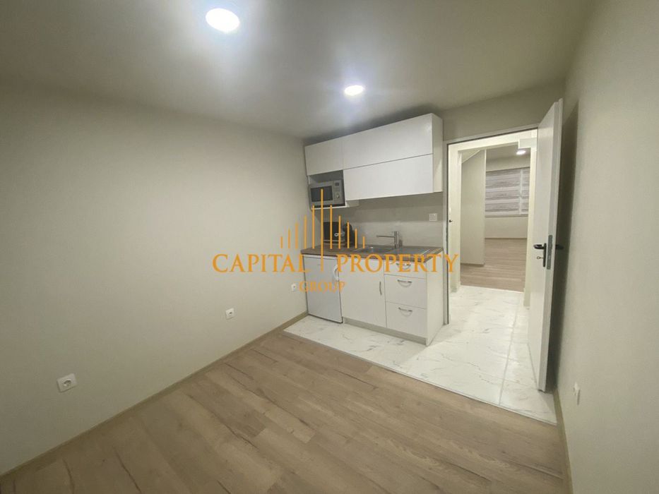 Дава се под наем Двустаен апартамент в Варна, Колхозен пазар - 49 кв.м за 383 € - Снимка #1