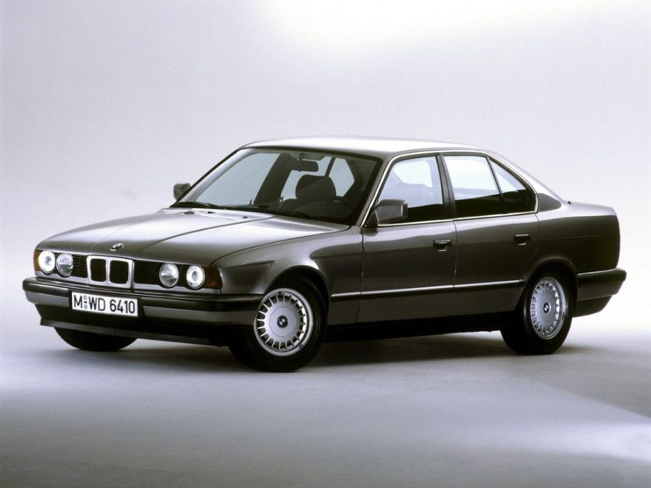 Молдинг бампер на BMW 5 '88-'94 (E34)/БМВ 5 (Е34)