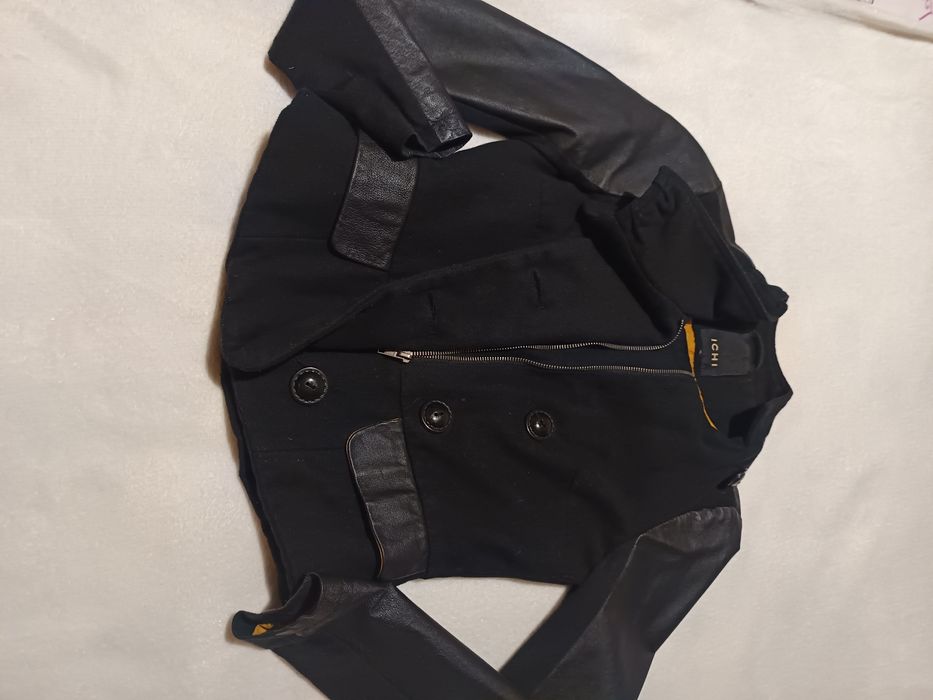 Дамско вталено яке , естествена кожа и плат