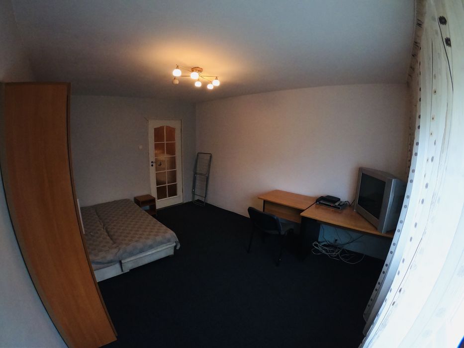 Inchiriez garsoniera in Complexul Studentesc