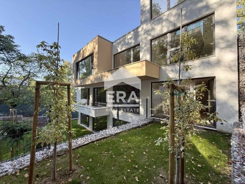 Пентхаус с панорама към София в полите на Витоша, кв. Бояна