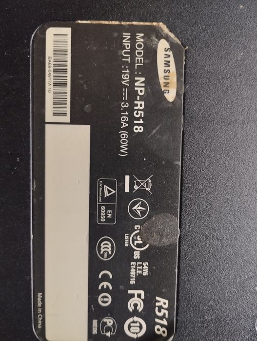 Продам ноутбук на запчасти