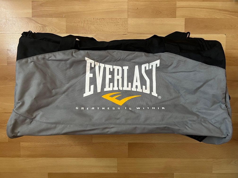 Продам сумку новую EVERLAST