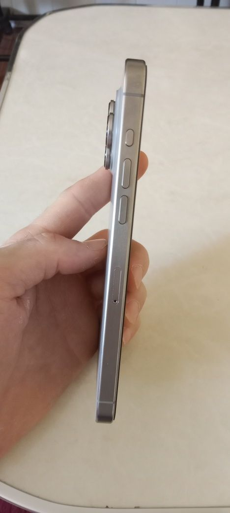 Iphone 15pro max sotiladi abmen xam bor s24ultra faqat