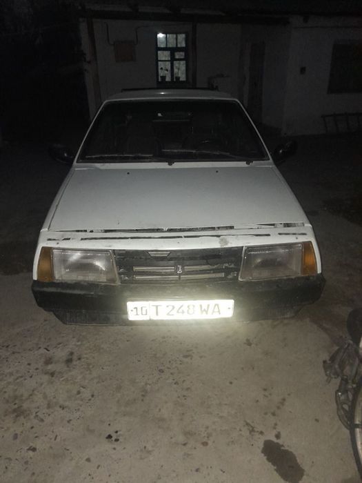 Срочно продаётся машина 09