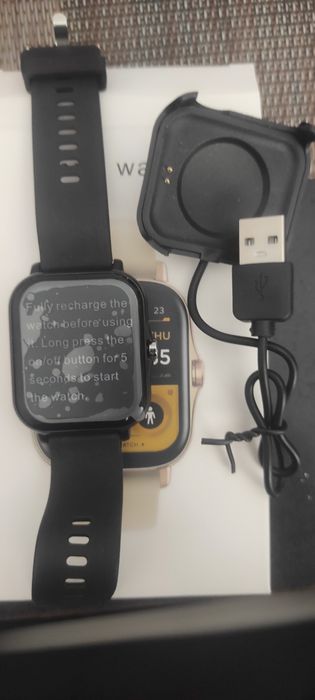 Продавам чисто нов смарт часовник