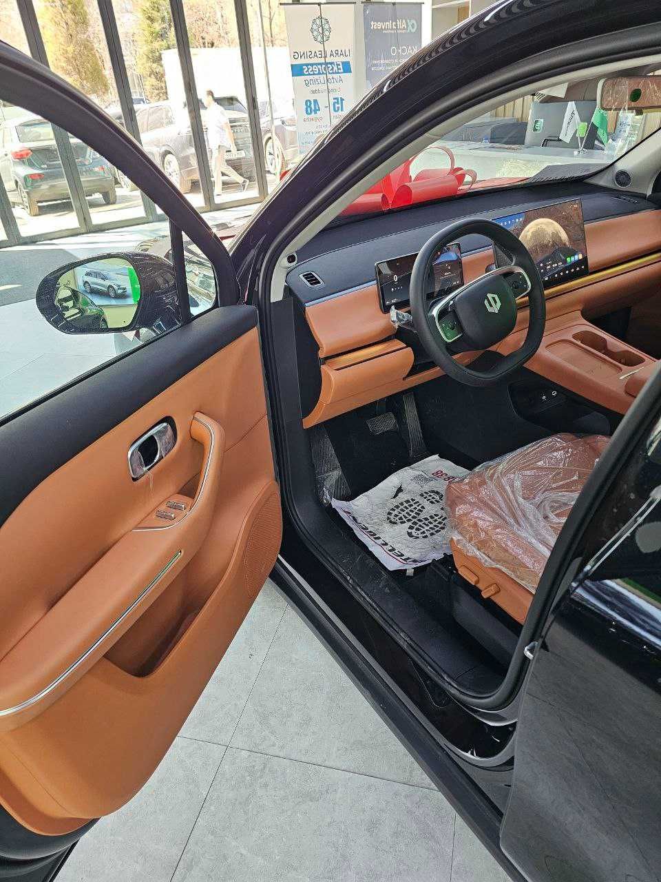 Leapmotor C10 от официального дистрибьютору с гарантией без полигон