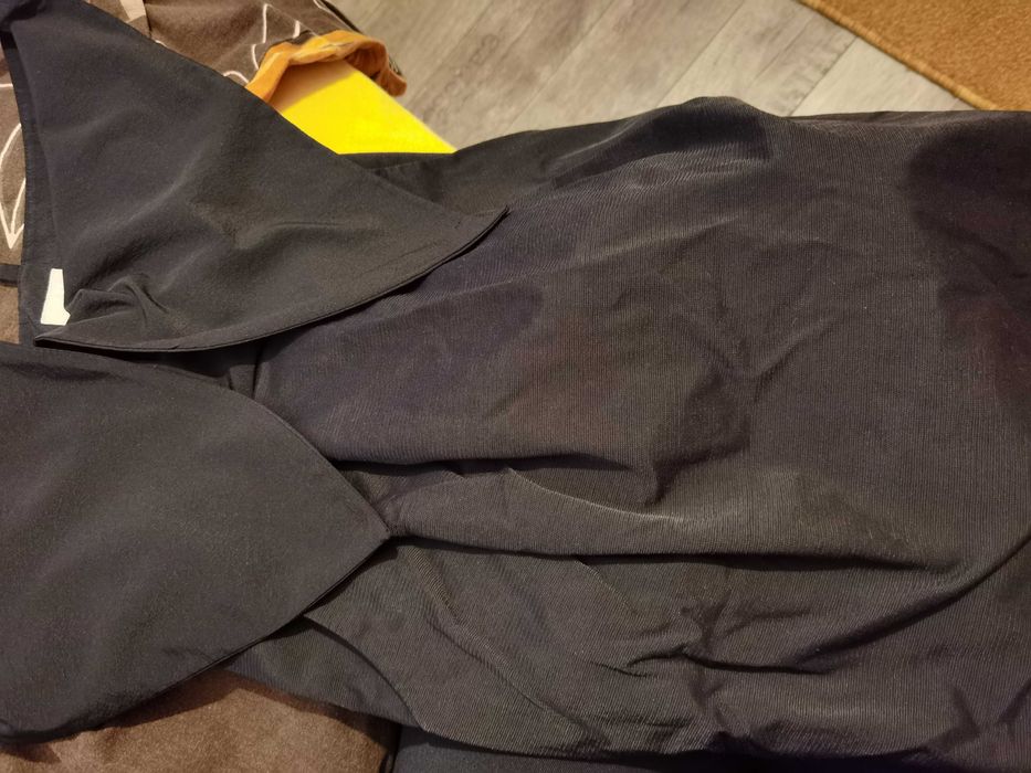 Стилна, официална елегантна черна рокля с презрамки H&M