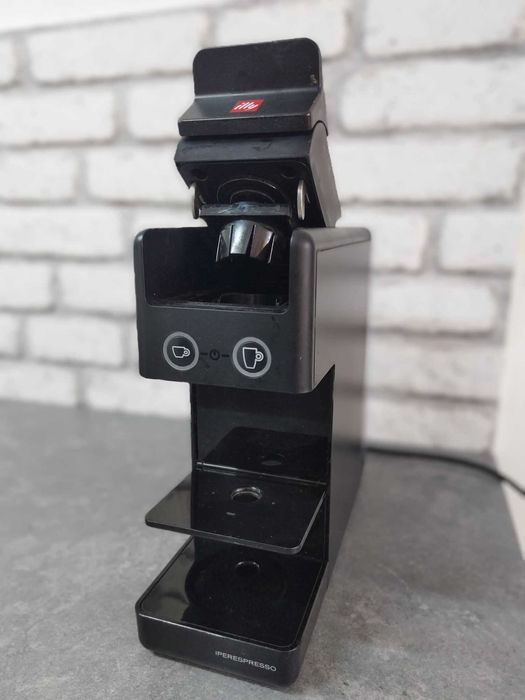 Кафемашина Illy Iper Espresso Francis Y3 Black