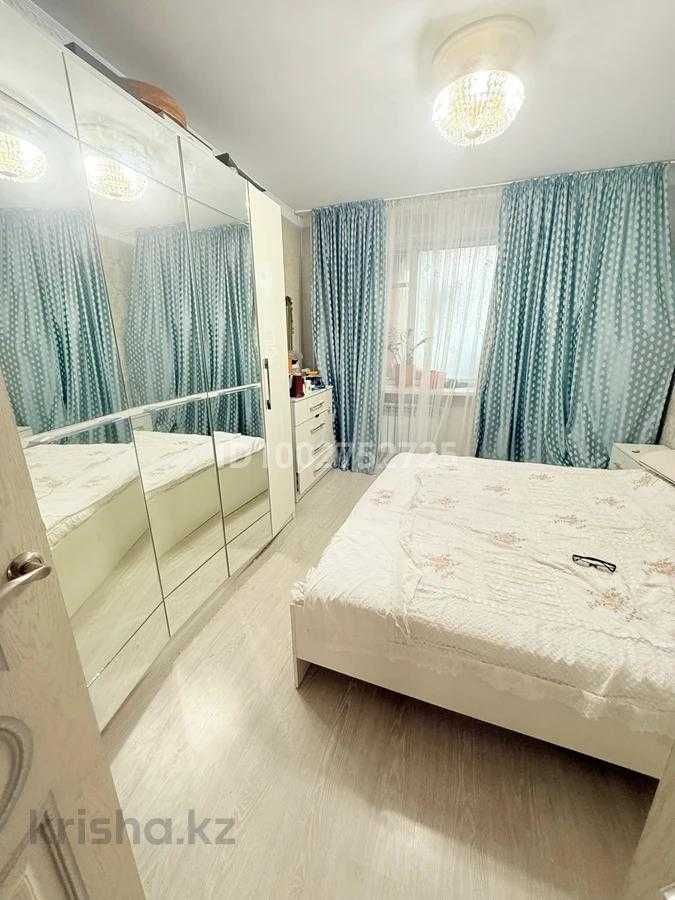 Продам 4 ком 4 мкр Айжан Империя