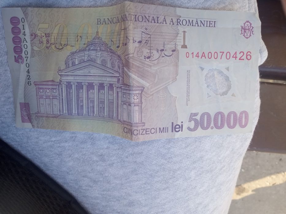 Vând bagnota de 5 lei veche