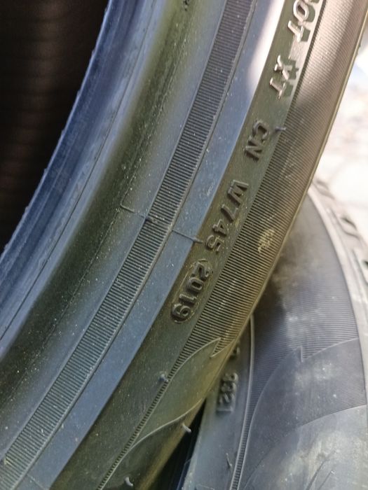 1buc Anvelope de 275 40 21 pirelli 2019 6mm