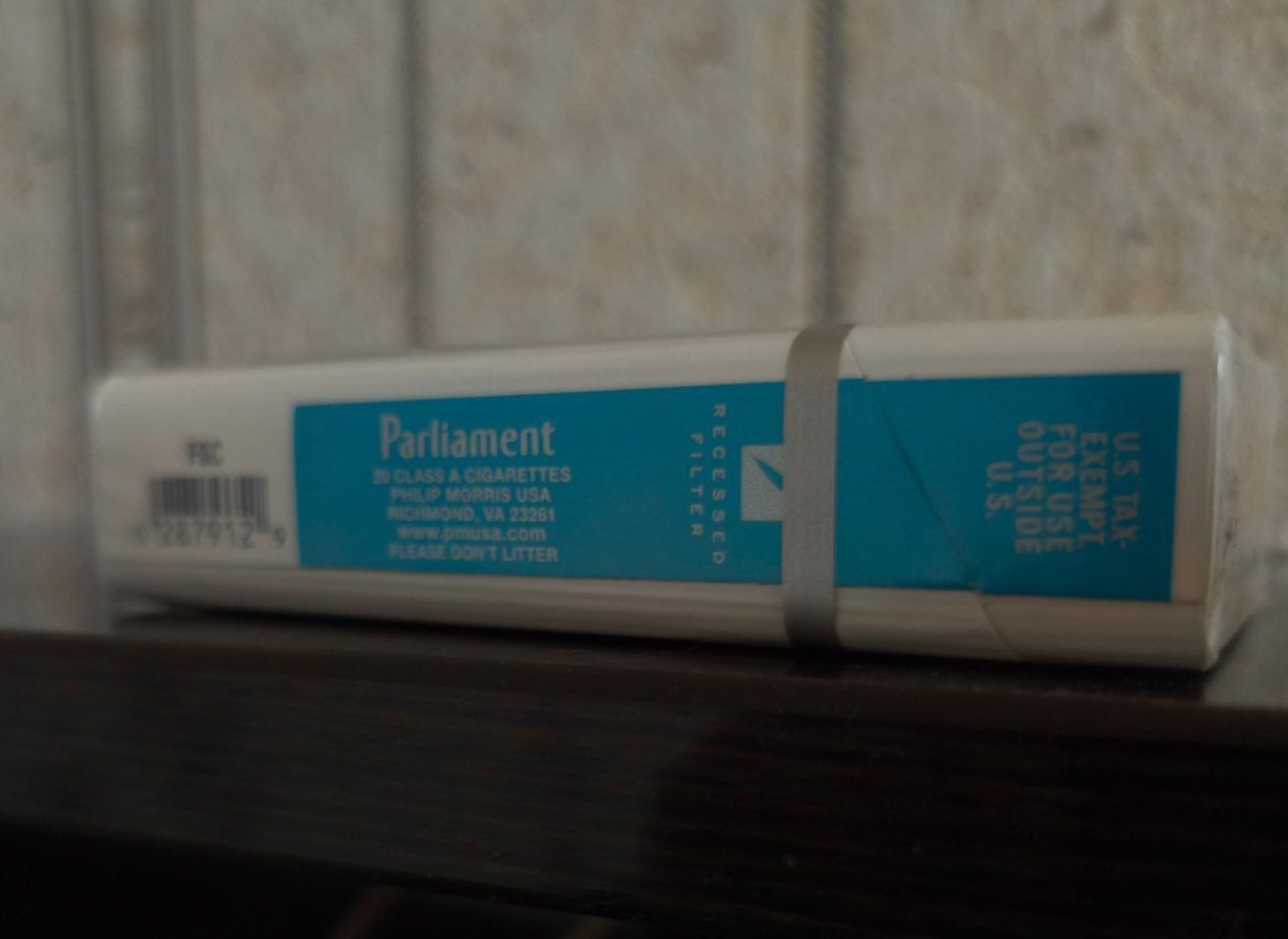 Продам сигареты Парламент .