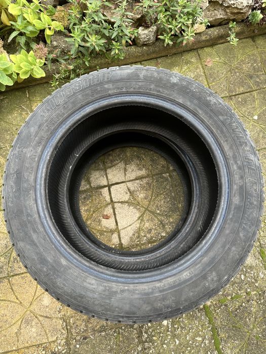 Продавам зимни гуми 205 55 16 KINGSTAR