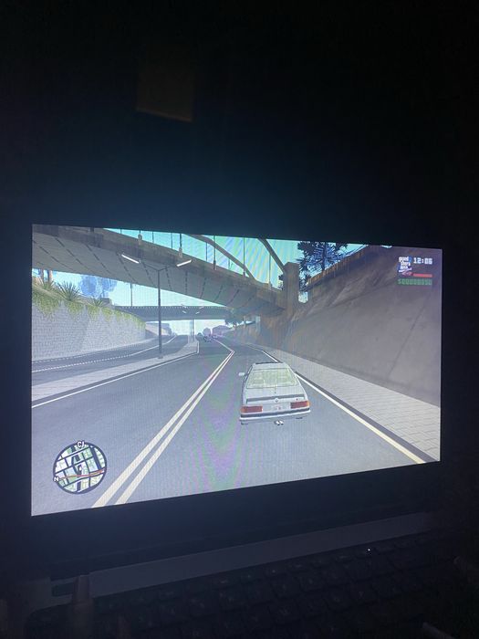 Vand laptop perfect functional