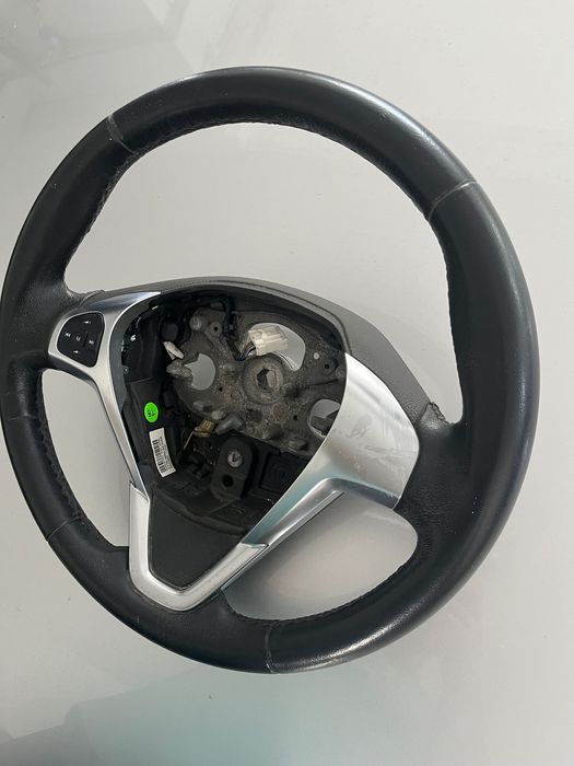 Волан vw tiguan golf и ford courier