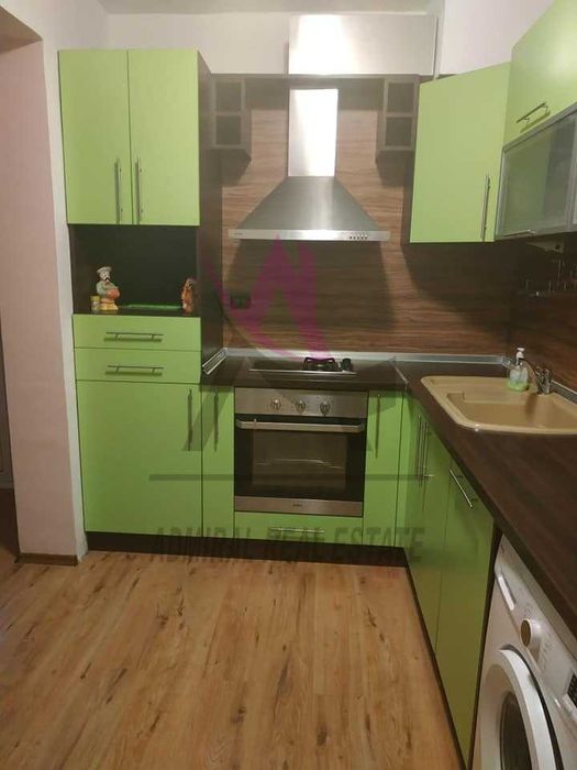 Продава се Тристаен апартамент в Варна, ЖП Гара - 74 кв.м за 2082 €/кв.м - Снимка #1