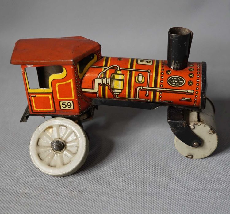 Рядка Стара Немска метална механична играчка модел валяк