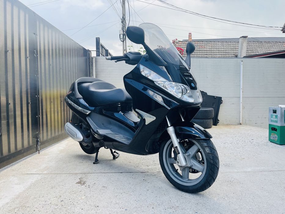 Scuter Piaggio X8 200 cmc3