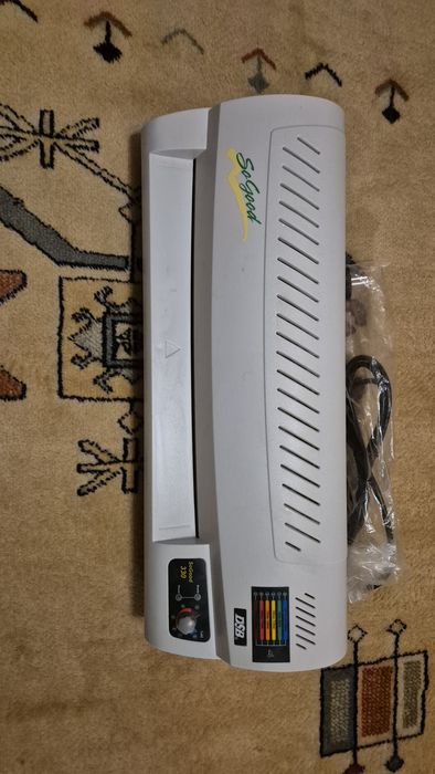 Aparat laminat (A3) + 180 foli de laminat A4