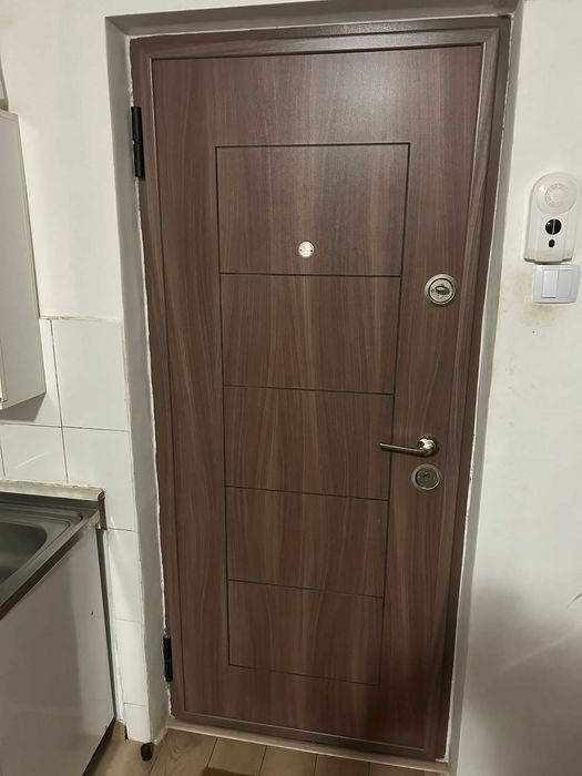Cameră de cămin 12 m² de vânzare – 23.000 € – Brașov