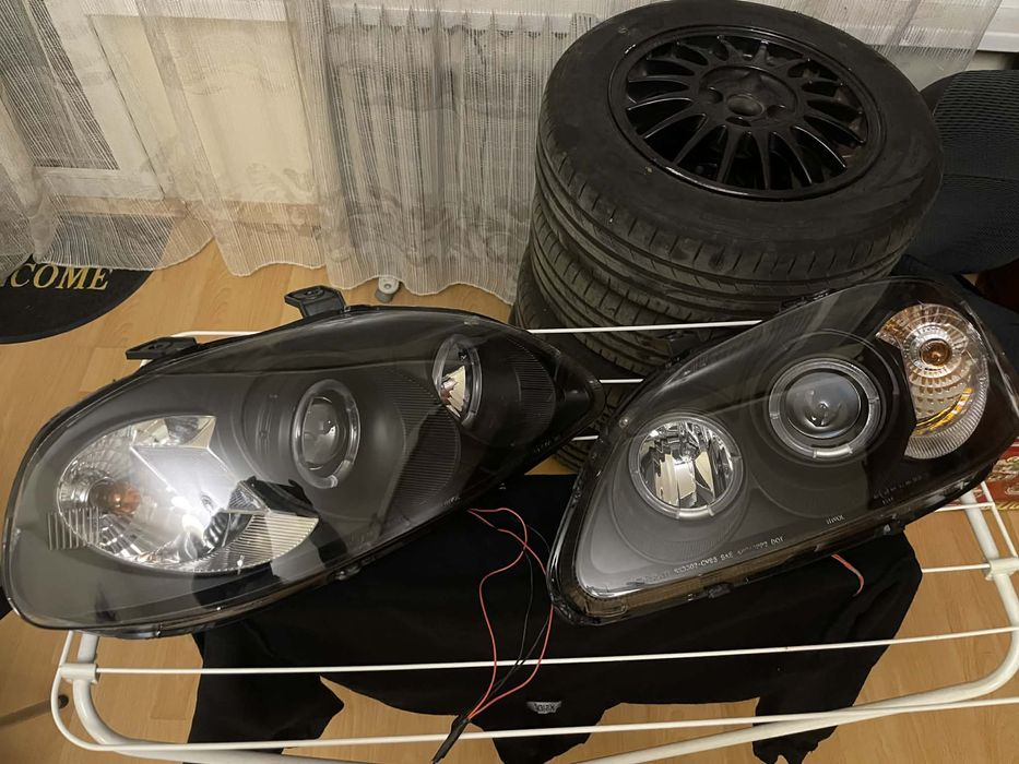 Фарове за Хонда Сивик 6 генерация