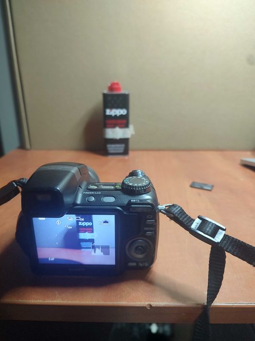 Aparat foto digital camera Sony DSC-H5 Cyber-shot si card 4GB