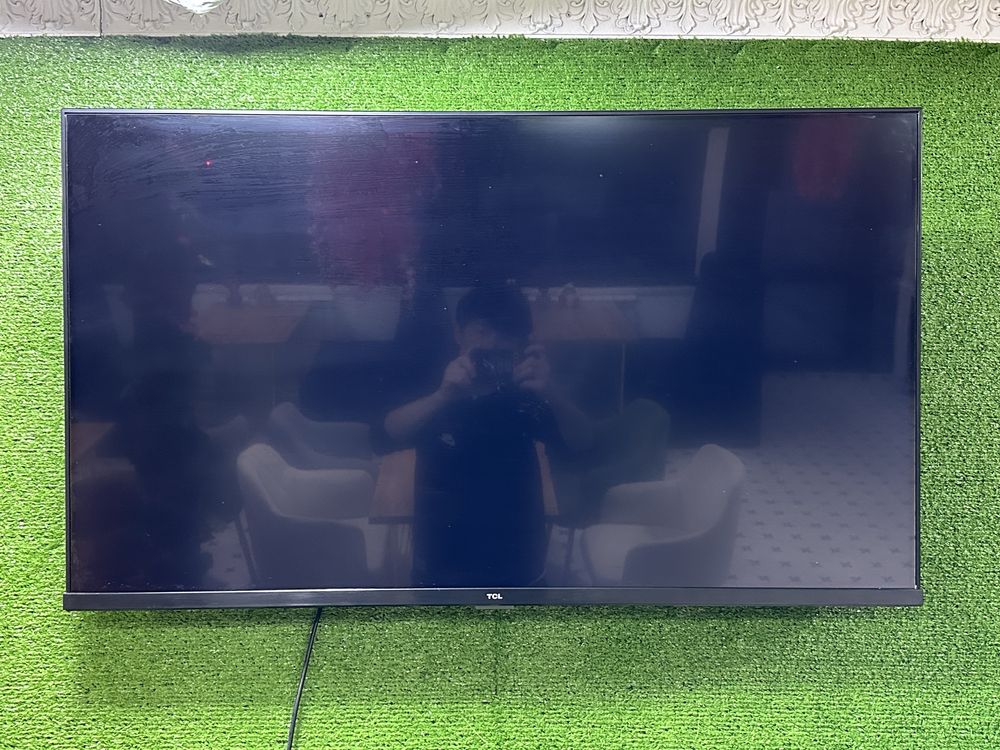 Телевизор TCL тсл