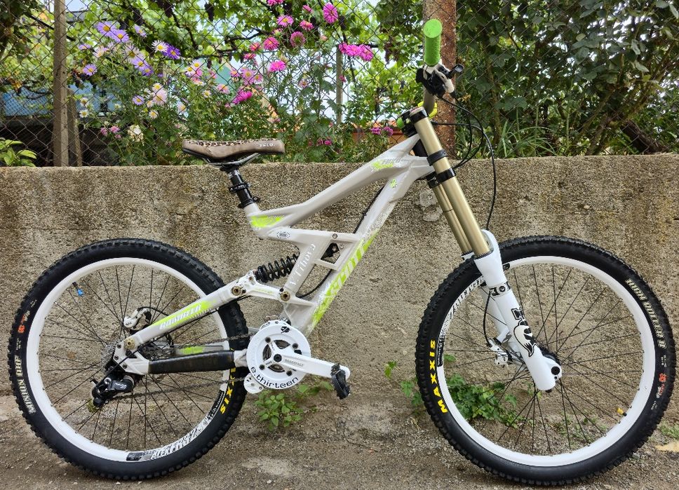 Като нов Scott Gambler DH 26цола, Fox 40 Двукоронна с Документи