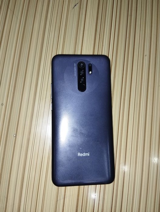 Redmi 9 ayibi ekrani singan lekin ishlaydi