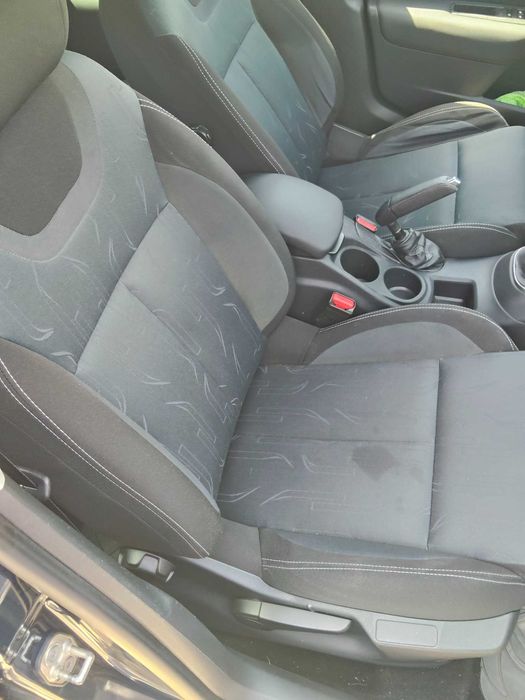 Citroen C4 cu asistenta rutiera A24 (Ro+UE) inclusa